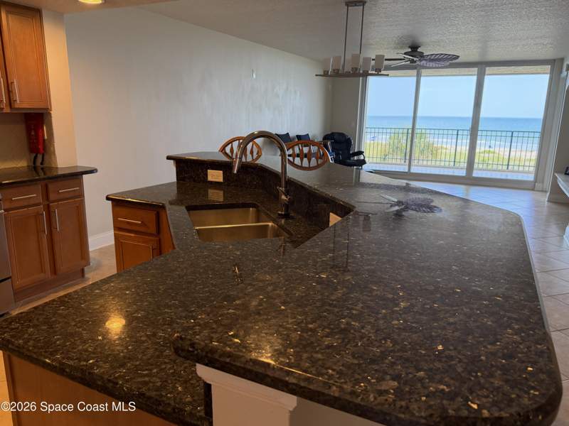 3 bedroom Condominium at 550 Jackson Avenue #303, Cape Club Condo, Cape Canaveral — photo 2