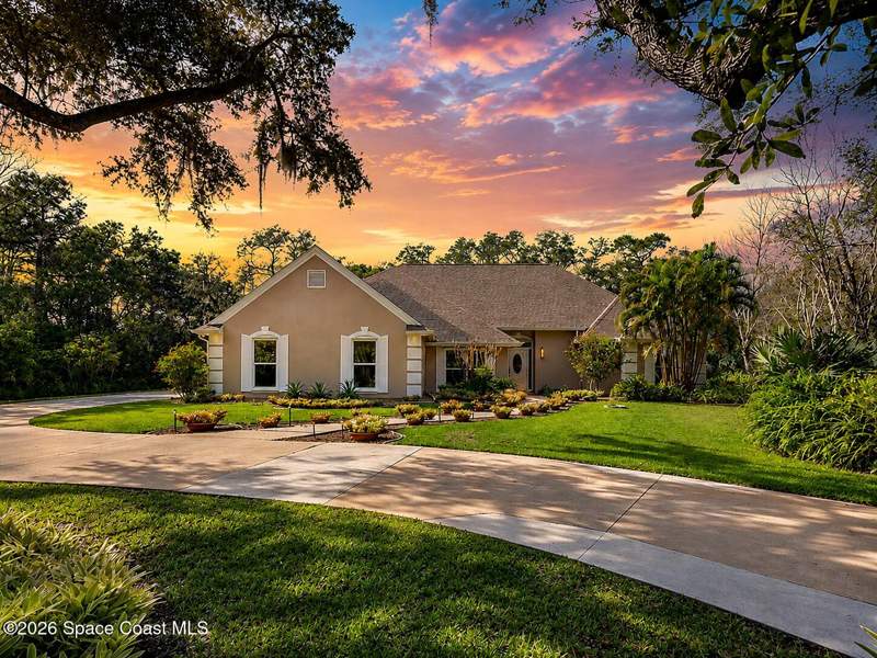 5 bedroom Single Family Residence at 3660 Brennan Drive, Woodlands of Lake Washington The, Melbourne — photo 1