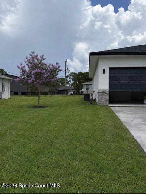 3 bedroom Single Family Residence at 1681 Welland Street, Port Malabar Unit 18, Palm Bay — photo 2
