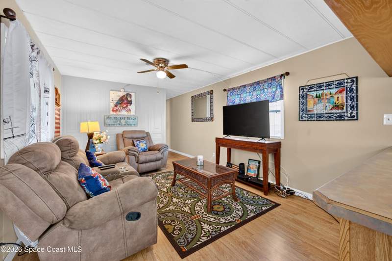 2 bedroom Manufactured Home at 250 Liberty Lane, A1A Condo Park Condo, Melbourne Beach — photo 5