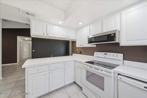 3008 Winchester Drive, Cocoa FL - photo 10 of 24