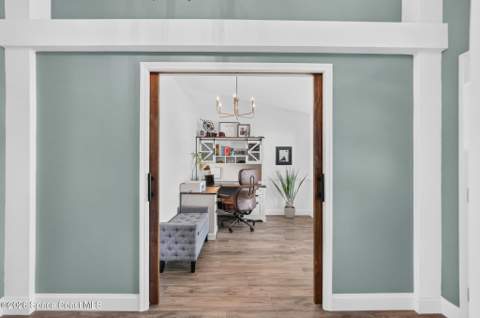 564 Hammond Street, Palm Bay FL - photo 7 of 54