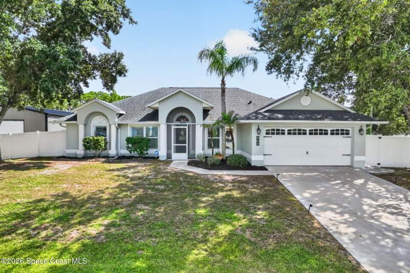 4 bedroom Single Family Residence at 564 Hammond Street, Port Malabar Unit 31, Palm Bay — photo 1