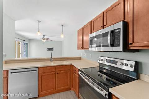 1490 Malibu Circle #108, Palm Bay FL - photo 10 of 32