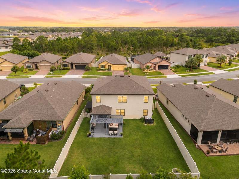 5 bedroom Single Family Residence at 620 Old Country Road, Preserves at Stonebriar Phase 2, Palm Bay — photo 3