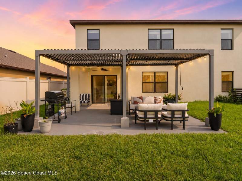 5 bedroom Single Family Residence at 620 Old Country Road, Preserves at Stonebriar Phase 2, Palm Bay — photo 4
