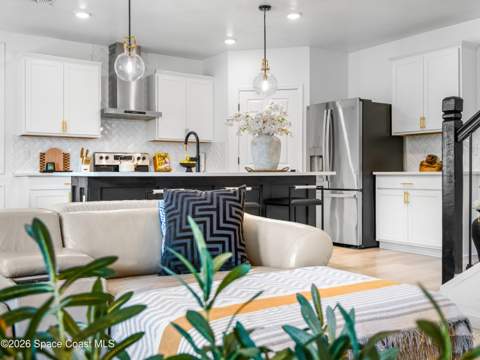 620 Old Country Road, Palm Bay FL - photo 23 of 47