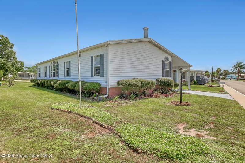 3 bedroom Manufactured Home at 251 Blossom Lane, Port Malabar Holiday Park Unit 1, Palm Bay — photo 2