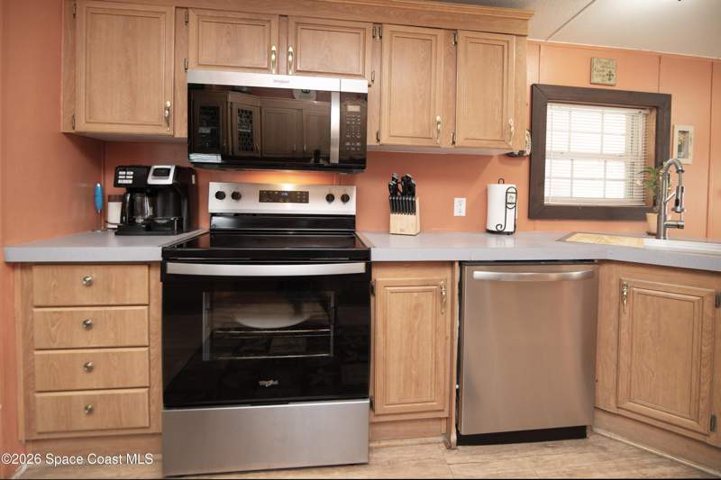 3 bedroom Manufactured Home at 416 Plover Drive, Barefoot Bay Unit 2 Part 11, Barefoot Bay — photo 5