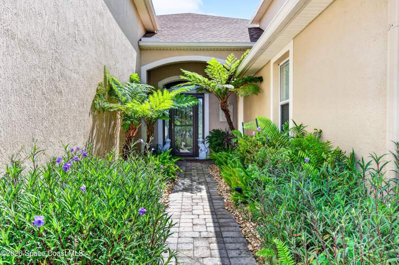 3 bedroom Single Family Residence at 252 Harmony Lane, The Great Outdoors Premier RV/Golf Resort Xvi, Titusville — photo 3