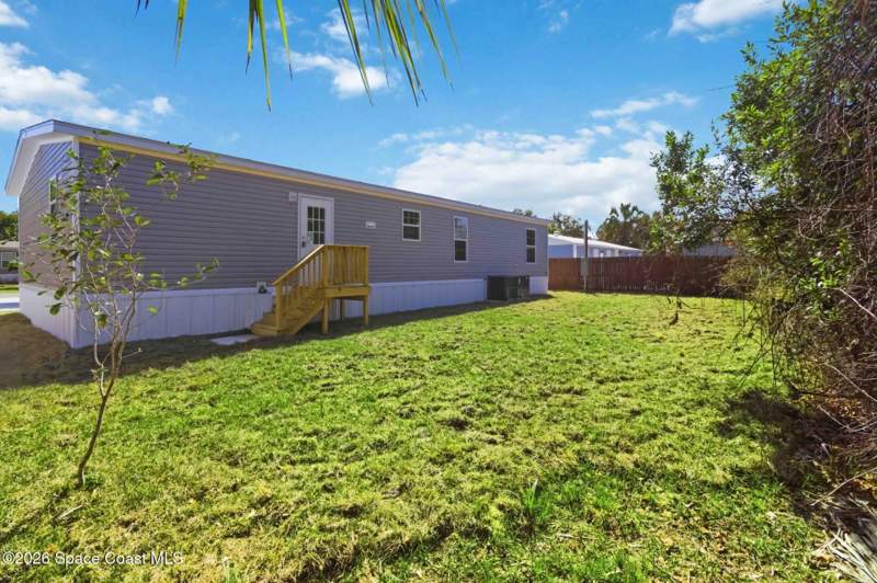 3 bedroom Manufactured Home at 6989 Dahlia Drive, Williams Point Estates, Cocoa — photo 3