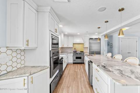 417 Riverview Lane, Melbourne Beach FL - photo 15 of 90