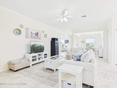 4358 Lago Vista Drive, Micco FL - photo 10 of 38