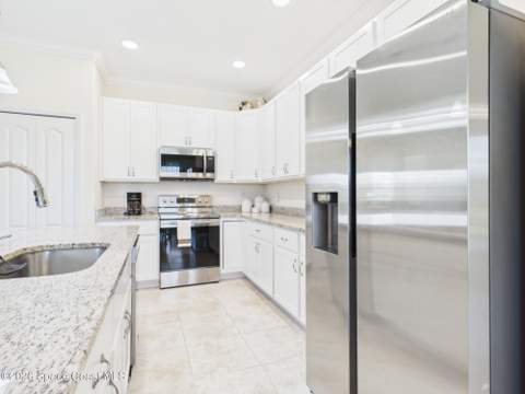 4358 Lago Vista Drive, Micco FL - photo 12 of 38