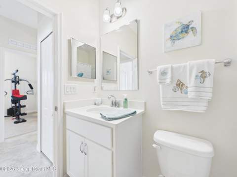 4358 Lago Vista Drive, Micco FL - photo 21 of 38