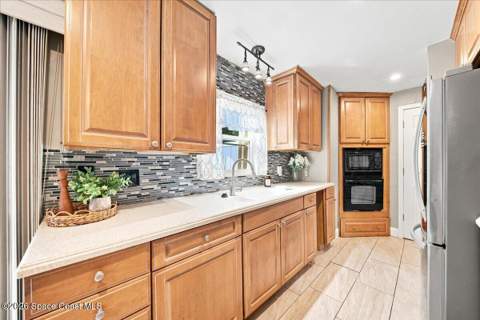 2405 Dolphin Road, Titusville FL - photo 12 of 46