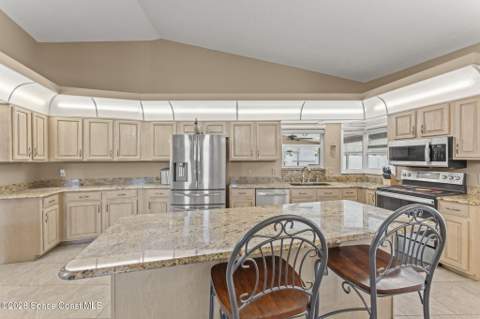 3116 Fairview Drive, Melbourne FL - photo 21 of 34