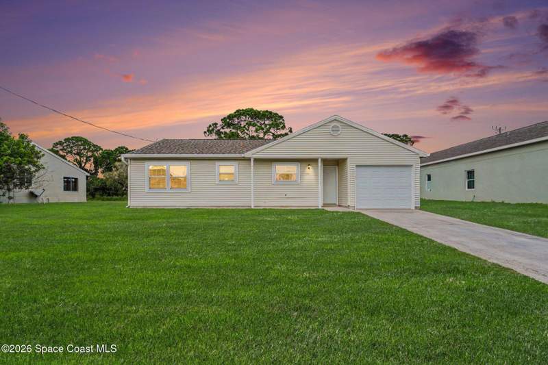 2 bedroom Single Family Residence at 1391 Towton Street, Port Malabar Unit 18, Palm Bay — photo 4