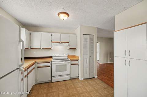 1391 Towton Street, Palm Bay FL - photo 11 of 33