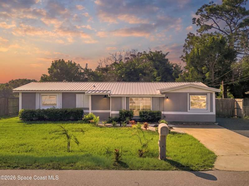 3 bedroom Single Family Residence at 2405 Dolphin Road, Titusville, Titusville — photo 3