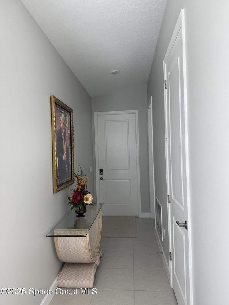 3 bedroom Single Family Residence at 1919 Croft Inlet Drive, Riverwood at Everlands, Palm Bay — photo 4