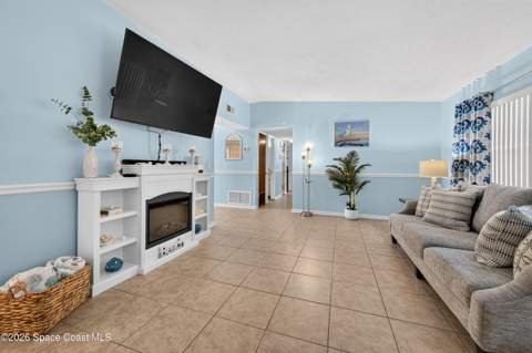1405 Dolphin Avenue, Merritt Island FL - photo 11 of 57