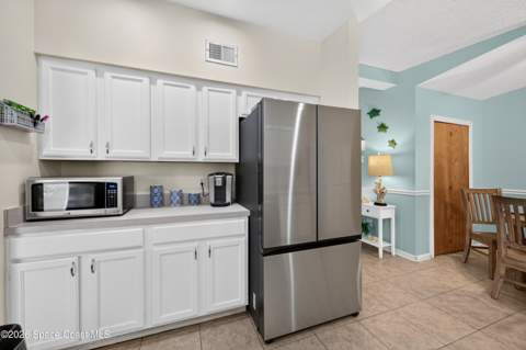 1405 Dolphin Avenue, Merritt Island FL - photo 14 of 57