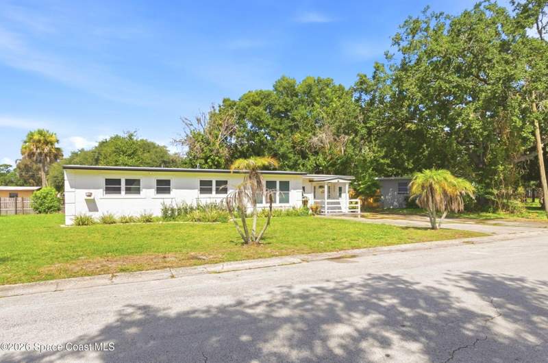 3 bedroom Single Family Residence at 1009 Greenwood Way, Pineridge Subd Unit 2, Cocoa — photo 5