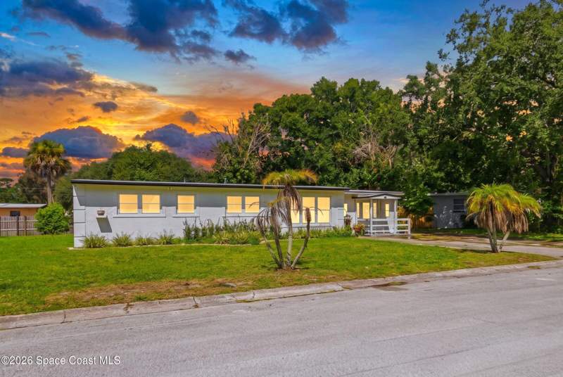3 bedroom Single Family Residence at 1009 Greenwood Way, Pineridge Subd Unit 2, Cocoa — photo 1