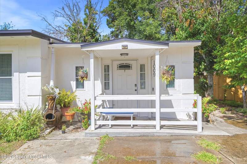 3 bedroom Single Family Residence at 1009 Greenwood Way, Pineridge Subd Unit 2, Cocoa — photo 3