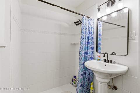 1009 Greenwood Way, Cocoa FL - photo 17 of 52