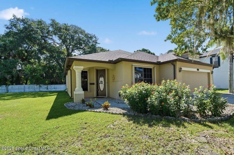 3 bedroom Single Family Residence at 594 Dryden Circle, Fern Meadows Phase 2, Cocoa — photo 2