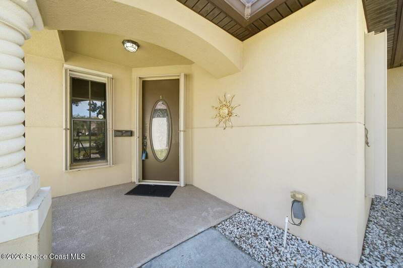 3 bedroom Single Family Residence at 594 Dryden Circle, Fern Meadows Phase 2, Cocoa — photo 4