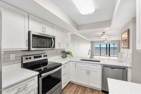 250 S Sykes Creek Parkway #B609, Merritt Island FL - photo 18 of 56