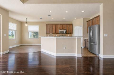 1851 Bridgeport Circle, Rockledge FL - photo 11 of 34
