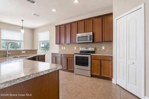 1851 Bridgeport Circle, Rockledge FL - photo 14 of 34