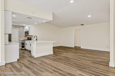 1638 Rustic Way, Melbourne FL - photo 11 of 63