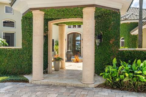 200 Riverside Drive, Melbourne Beach FL - photo 10 of 103