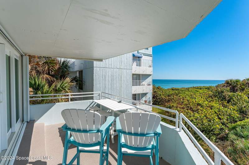 2 bedroom Condominium at 6355 S Highway A1a #5, Gullhouse III Condo, Melbourne Beach — photo 4