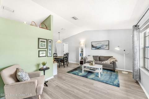 626 Waycross Road, Palm Bay FL - photo 8 of 35