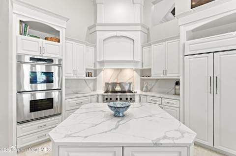 200 Riverside Drive, Melbourne Beach FL - photo 24 of 103