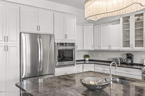 51 N Orlando Avenue, Cocoa Beach FL - photo 16 of 94