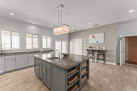 51 N Orlando Avenue, Cocoa Beach FL - photo 21 of 94