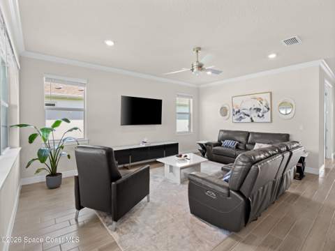 8994 Nixie Avenue, Melbourne FL - photo 13 of 37
