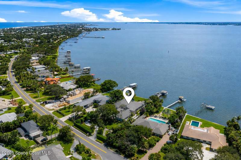 3 bedroom Single Family Residence at 200 Riverside Drive, Sunset Shores Subd, Melbourne Beach — photo 2