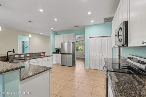 521 Borraclough Avenue, Palm Bay FL - photo 10 of 25