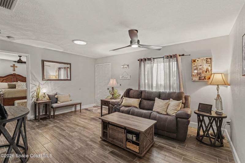 3 bedroom Single Family Residence at 339 Hawthorne Lane, Port Malabar Unit 8, Palm Bay — photo 2