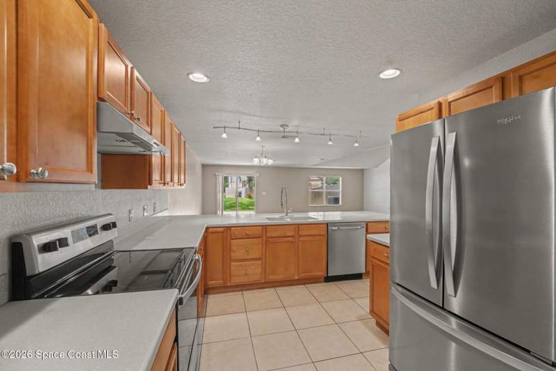 3 bedroom Townhouse at 522 Arbor Ridge Lane, Arbor Ridge - Section 2, Titusville — photo 5