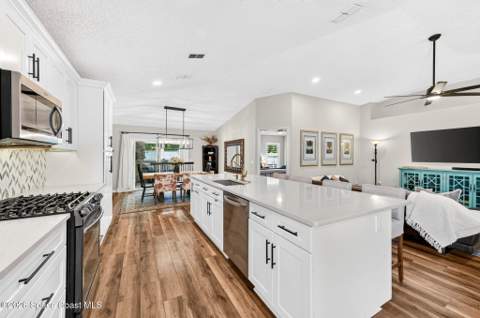1716 Vista Lake Circle, West Melbourne FL - photo 14 of 62