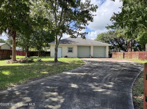 704 Elmont Street, Palm Bay FL - photo 6 of 64